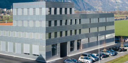 Neubau Industriegebäude mit Bürotrakt Kässbohrer Schweiz AG