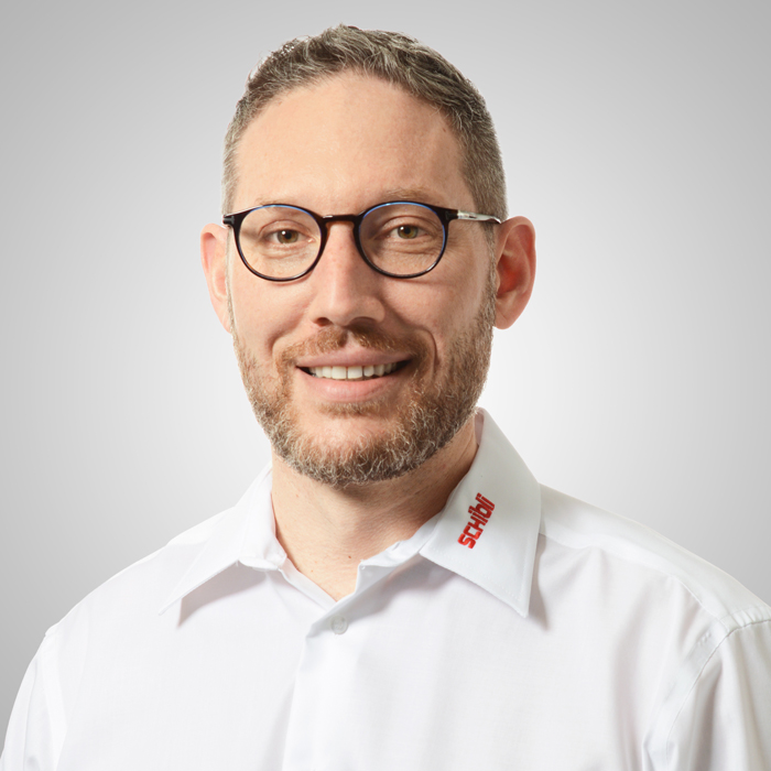 Dominic Fröhli Geschäftsbereichsleiter Q-Risk und Projektmanagement