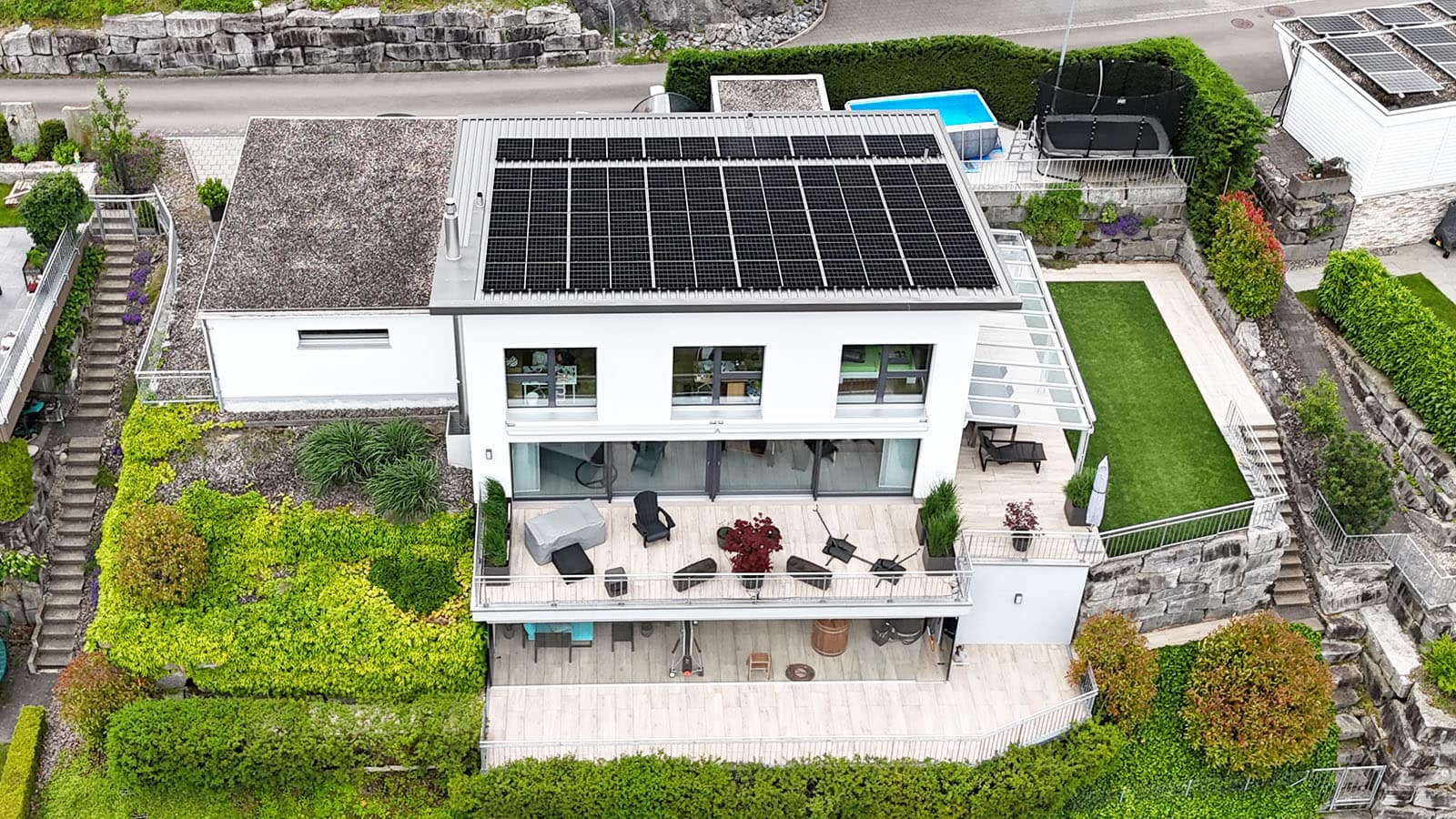 Konzeption, Baueingabe und Installation einer PV-Anlage in Schattdorf