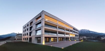 Umfassende Elektroinstallationen für Mehrfamilien-Neubau
